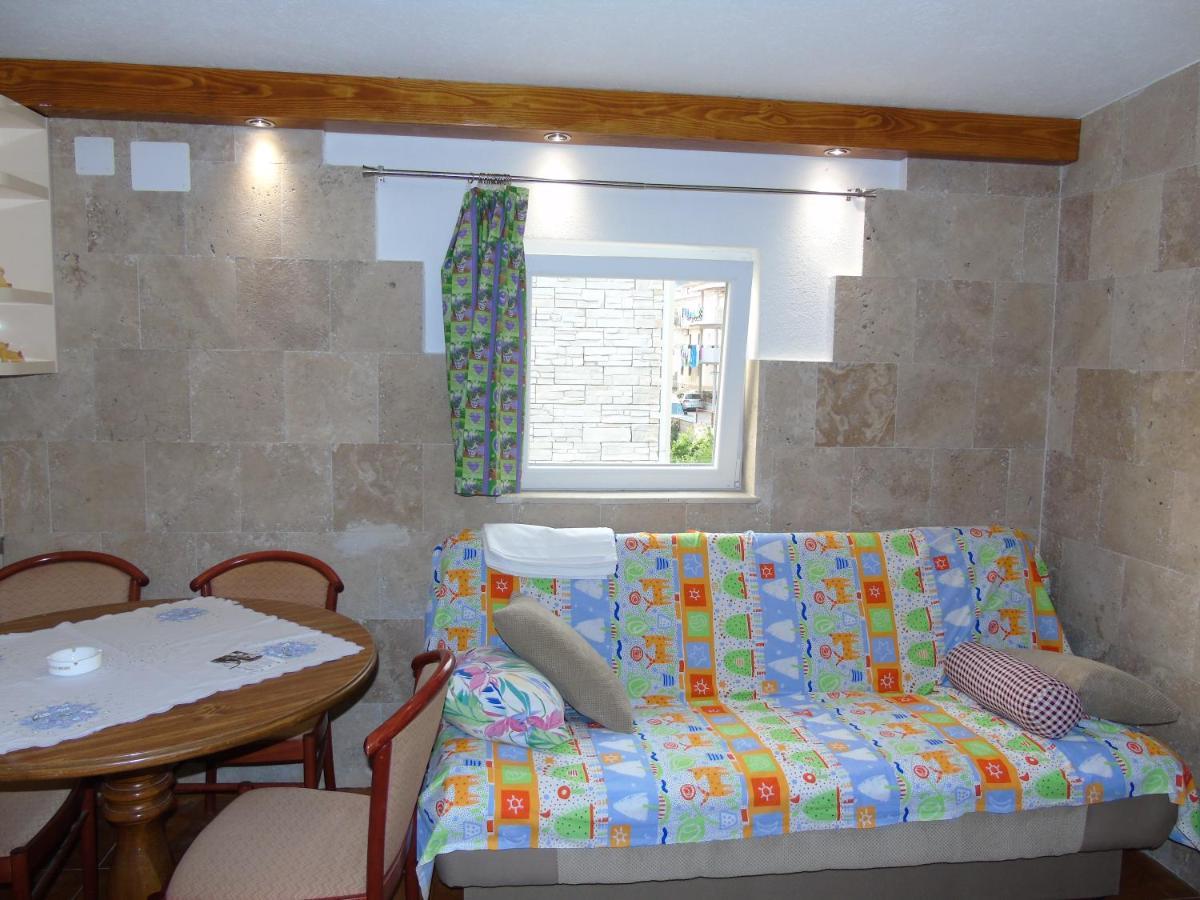 Apartments Kurilj Makarska Exterior photo