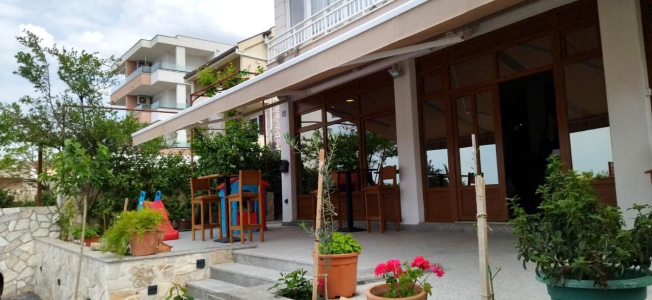 Apartments Kurilj Makarska Exterior photo